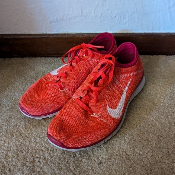 Nike Free 5.0 TR Flyknit in orange Size 7 - Picture 1 of 15